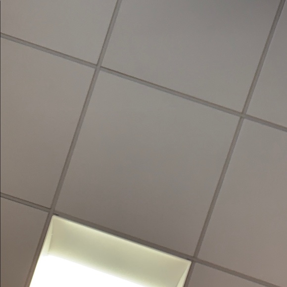 Meet your Posher, April - Picture 1 of 1